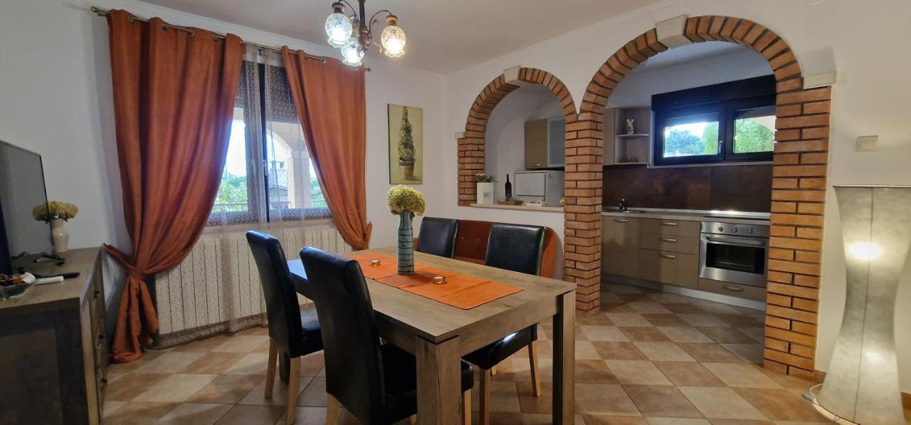 Apartments Fantazija Rovinj Eksteriør billede