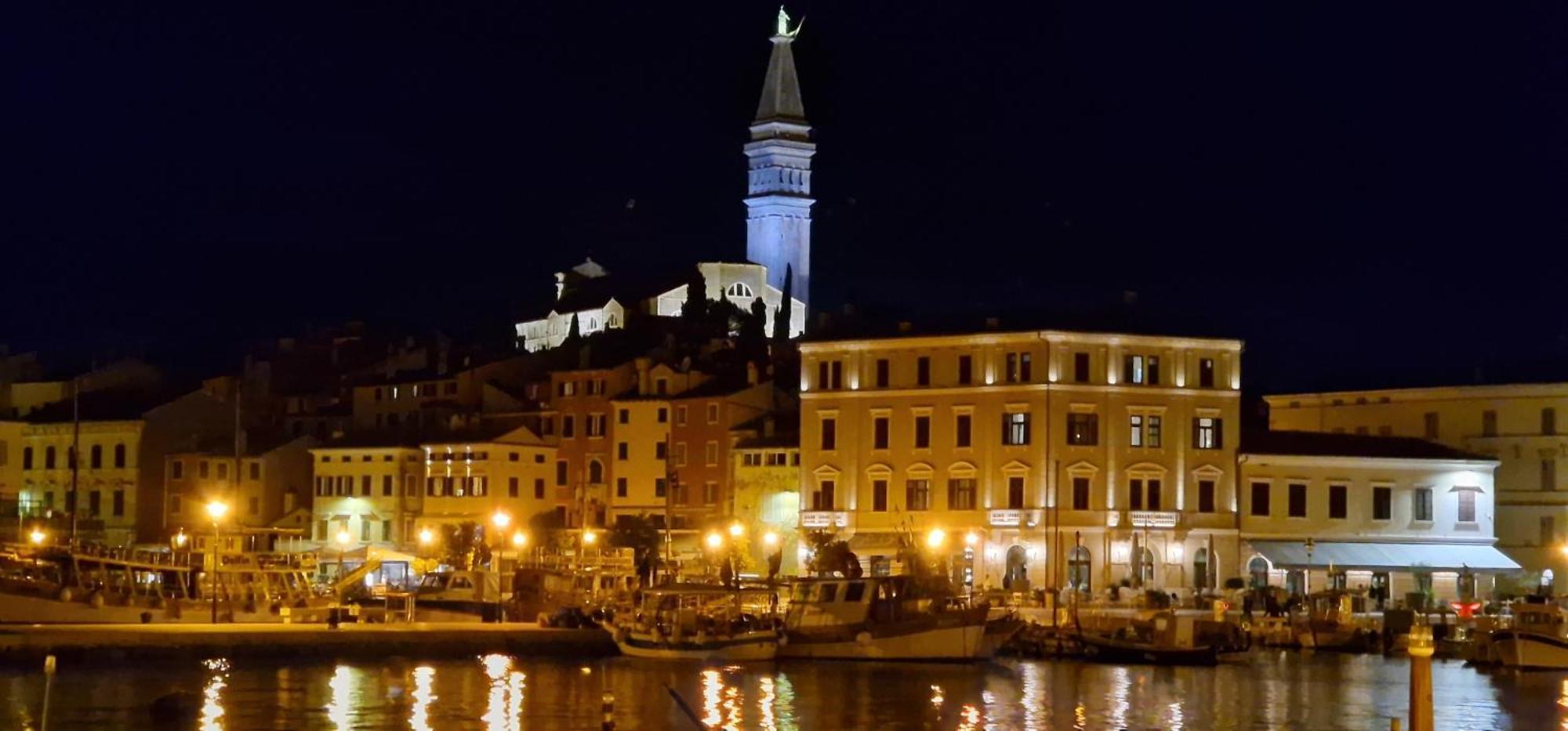 Apartments Fantazija Rovinj Eksteriør billede